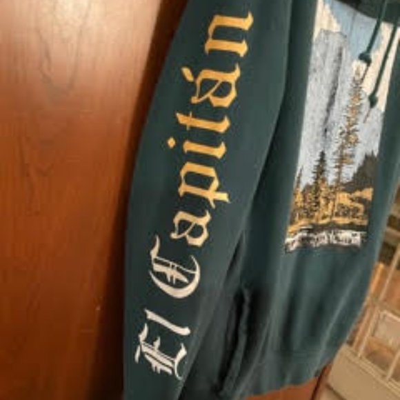 Aeropostale Men's (Medium) Hoodie - Picture 3 of 3